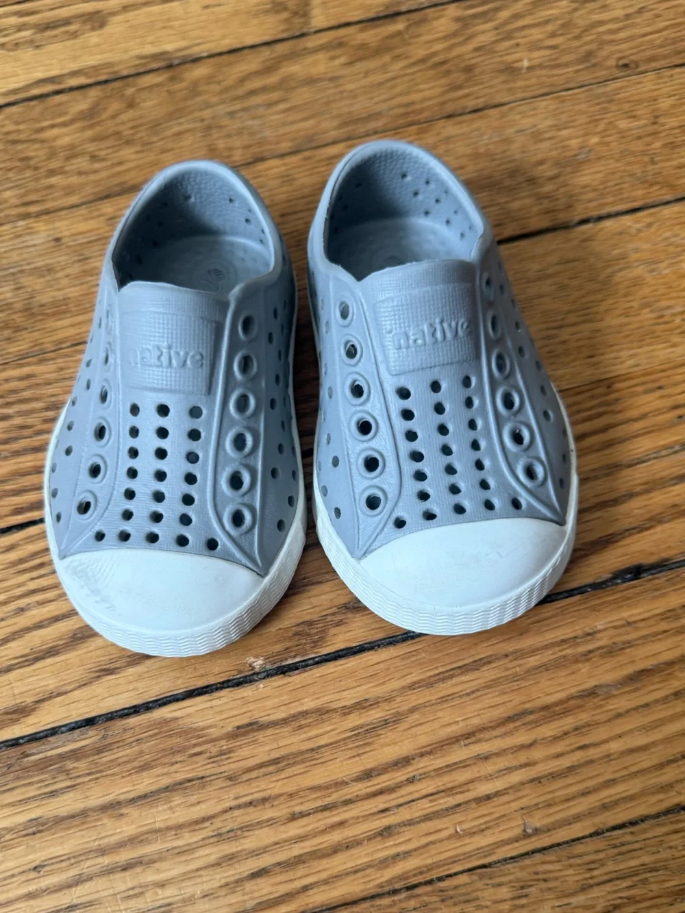 Native Shoes Kids Light Gray Jefferson - Size 4